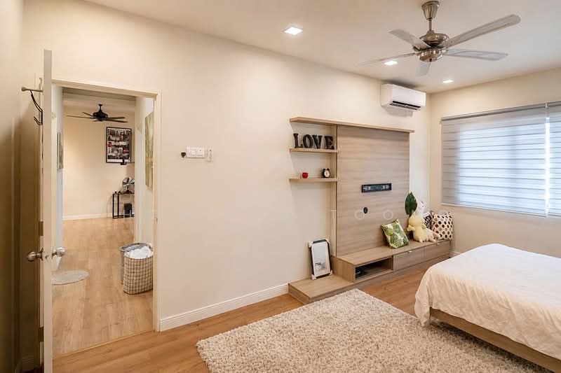 Servis Apartment untuk Dijual di Koi Kinrara - Chow Kok Toong - Bedroom - PropertyGuru.com.my