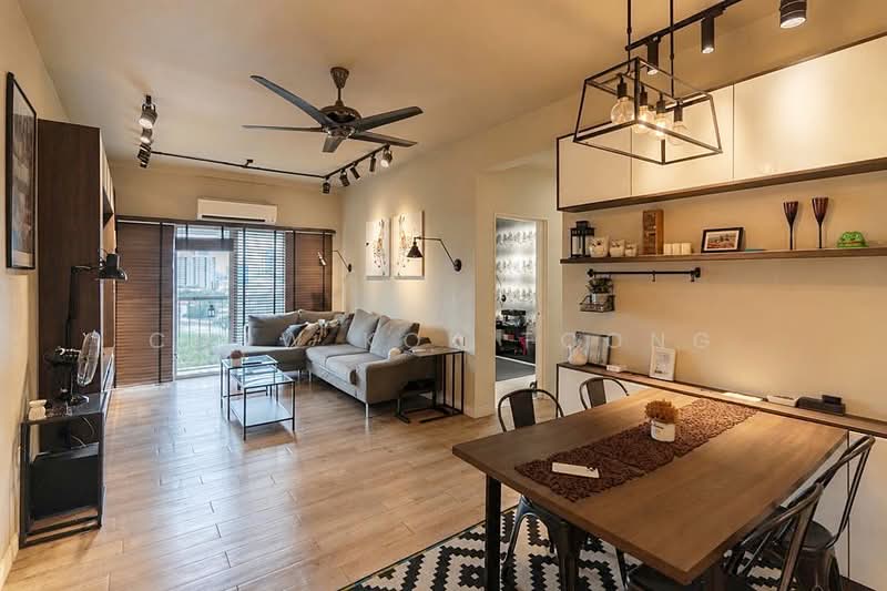 Servis Apartment untuk Dijual di Koi Kinrara - Chow Kok Toong - Living Room - PropertyGuru.com.my