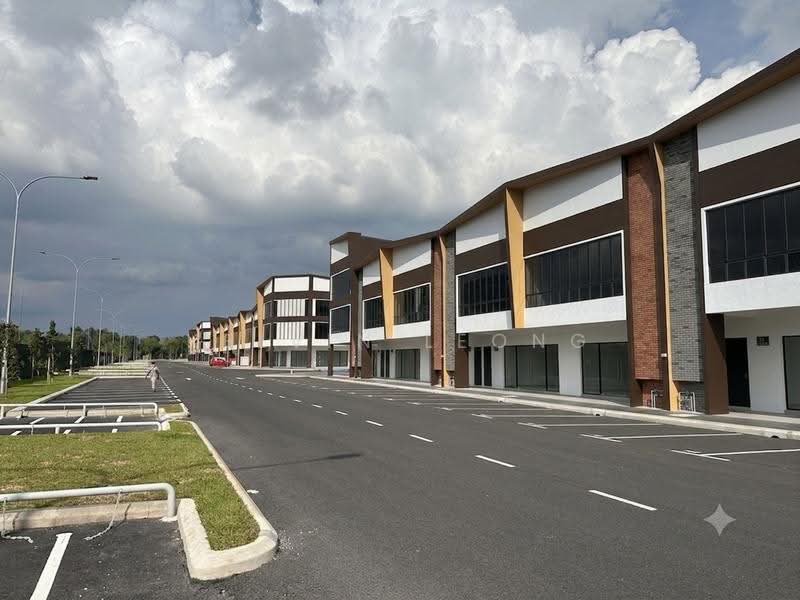 Kedai / Pejabat untuk Disewa di Semenyih (Selangor) - Kelvin Leong - Exterior - PropertyGuru.com.my