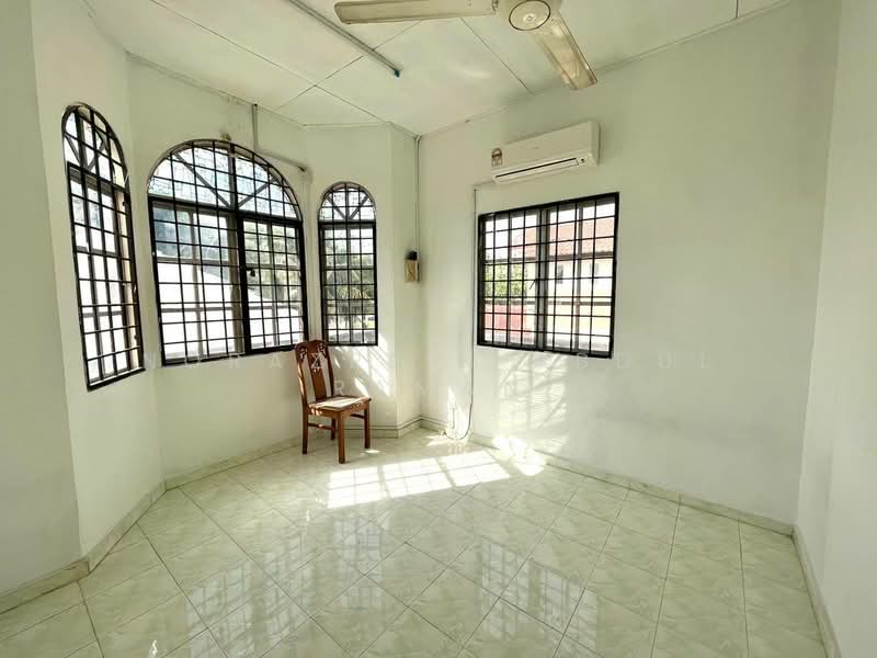 2-storey Terraced House for Sale in Bandar Puncak Alam (Puncak Alam) - Norazrein Abdul Raman - Interior - PropertyGuru.com.my