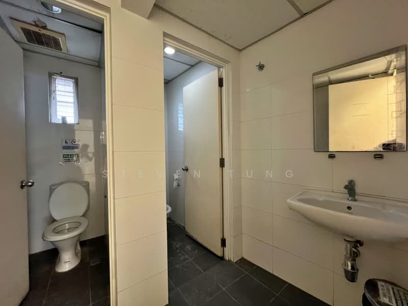 Kedai untuk Disewa di Kampung Pandan (Cheras) - Steven Tung - Bathroom - PropertyGuru.com.my