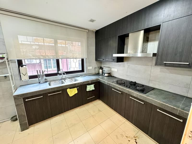 Rumah Teres 2 Tingkat untuk Dijual di Kota Emerald (Rawang) - Andy Yap - Kitchen - PropertyGuru.com.my
