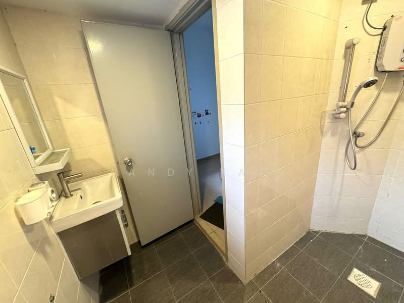 Rumah Teres 2 Tingkat untuk Dijual di Kota Emerald (Rawang) - Andy Yap - Bathroom - PropertyGuru.com.my