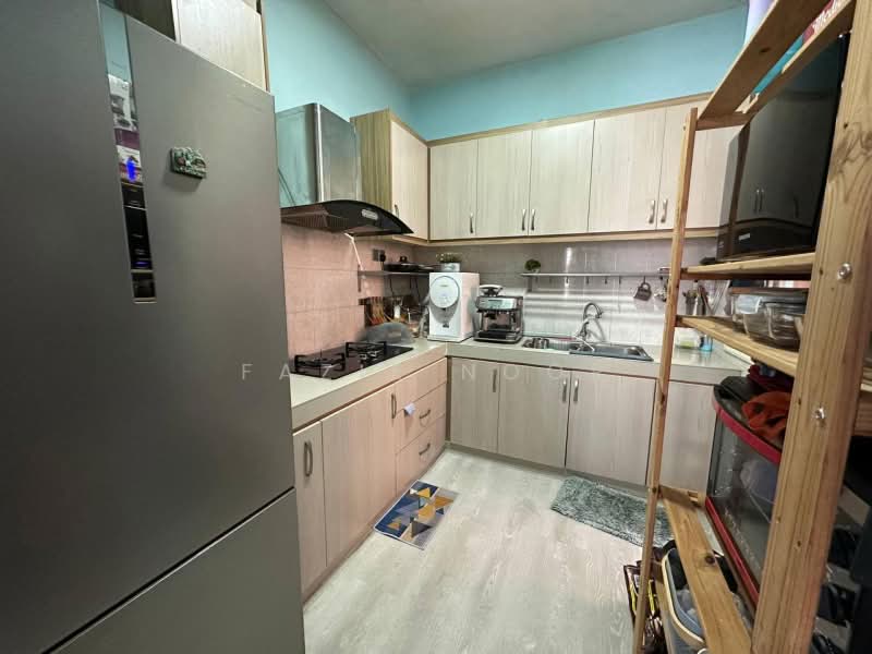 Pangsapuri untuk Dijual di Pangsapuri Seroja - Fazie Noor - Kitchen - PropertyGuru.com.my