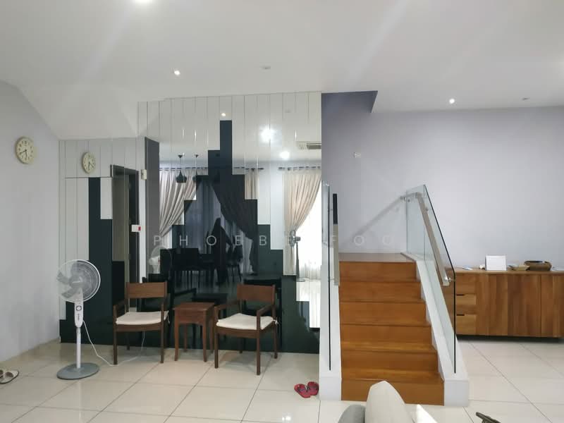 Rumah Kluster untuk Dijual di Senibong (Permas Jaya) - Phoebe Foo - Living Room - PropertyGuru.com.my