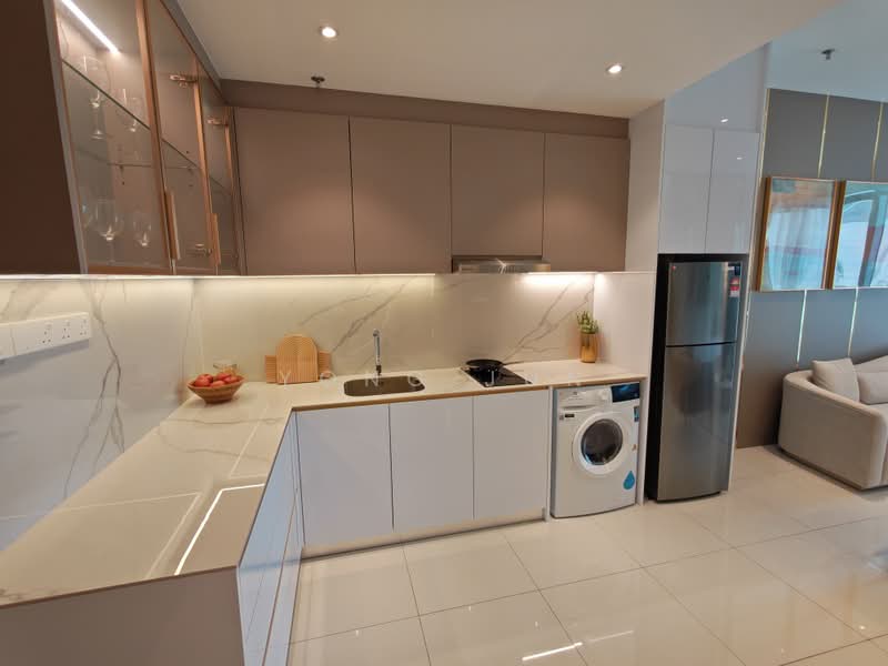 Servis Apartment untuk Dijual di Golden Crown Residence - Yong Jun - Kitchen - PropertyGuru.com.my