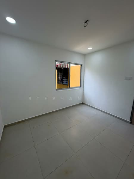 Flat for Sale at Flat Bandar Selesa Jaya @ Jalan Silat Gayong - Stephany . - Interior - PropertyGuru.com.my