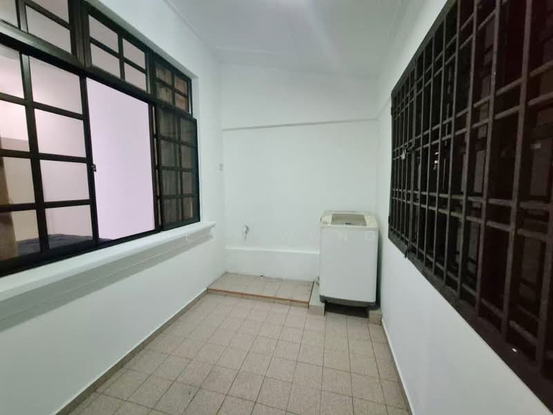 1.5-storey Terraced House for Sale in Taman Pelangi Indah (Ulu Tiram) - Bess Wong - PropertyGuru.com.my