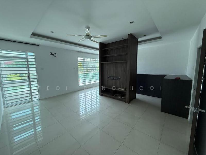 Rumah Berkembar untuk Dijual di Ipoh (Perak) - Oscar Teoh - Living Room - PropertyGuru.com.my