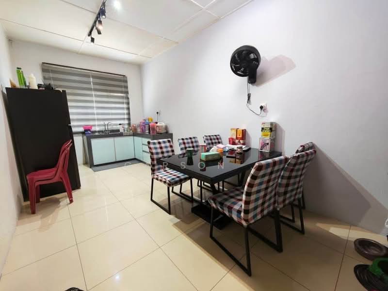 Rumah Teres 1 Tingkat untuk Dijual di Taman Universiti (Skudai) - Carson . - Kitchen - PropertyGuru.com.my