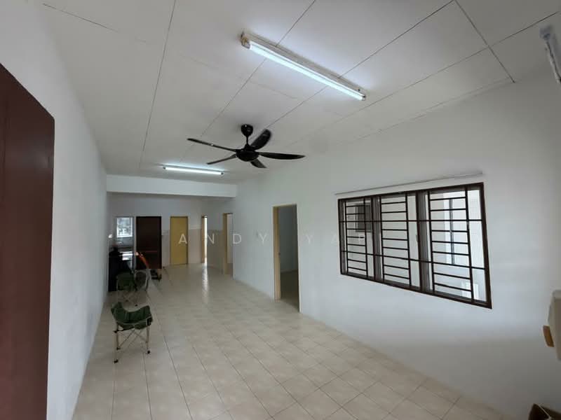 Townhouse for Sale in Rawang (Selangor) - Andy Yap - Living Room - PropertyGuru.com.my