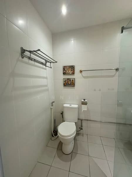 Kondominium untuk Dijual di Surin Condominium - Xinnee . - Bathroom - PropertyGuru.com.my