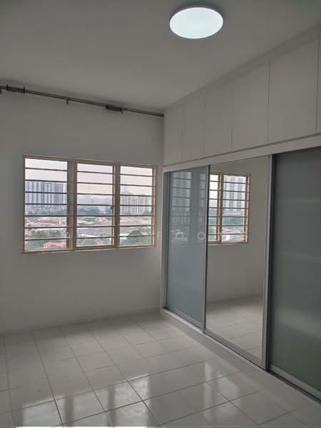 Kondominium untuk Disewa di Casa Idaman - Alex Foong - Bedroom - PropertyGuru.com.my