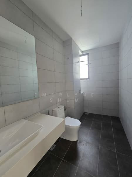 Rumah Berkembar untuk Dijual di Bandar Bukit Puchong (Puchong) - Emerlyne Shum - Bathroom - PropertyGuru.com.my
