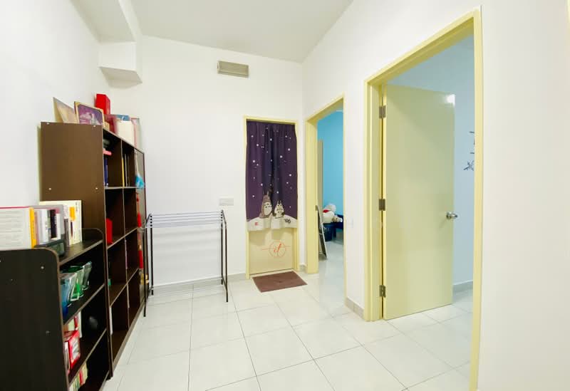 Rumah Berkembar untuk Disewa di Setia Impian (Setia Alam) - Jansen Khoo - Corridor - PropertyGuru.com.my
