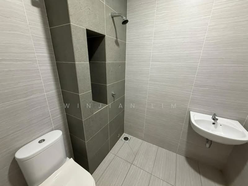 2-storey Terraced House for Rent in Dengkil (Selangor) - Winjian Lim - Bathroom - PropertyGuru.com.my