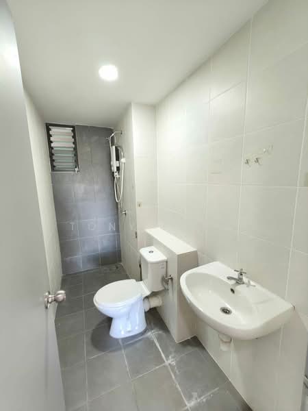 Condominium for Sale at The Gardens Condominium - Tony Kong - Bathroom - PropertyGuru.com.my