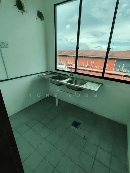 Warehouse for Rent in Kota Kinabalu (Sabah) - Tony Kong - Interior - PropertyGuru.com.my
