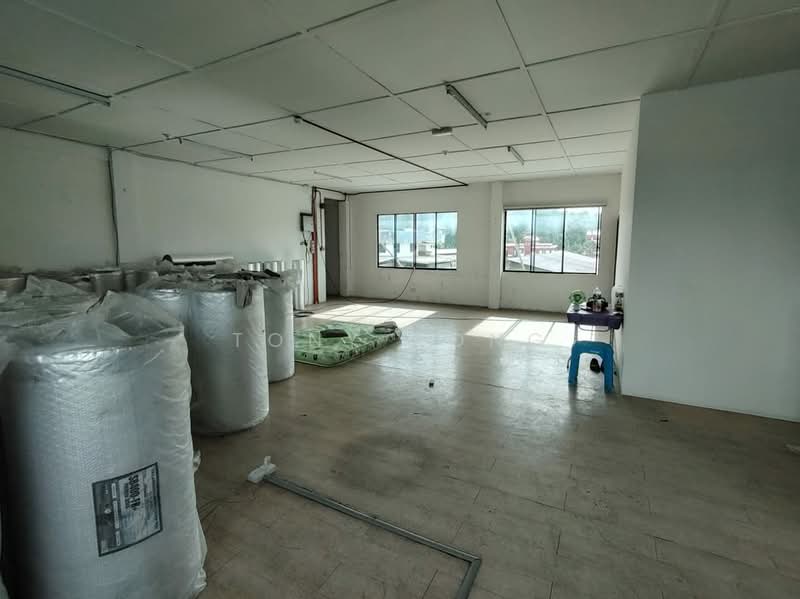 Warehouse for Rent in Kota Kinabalu (Sabah) - Tony Kong - Interior - PropertyGuru.com.my