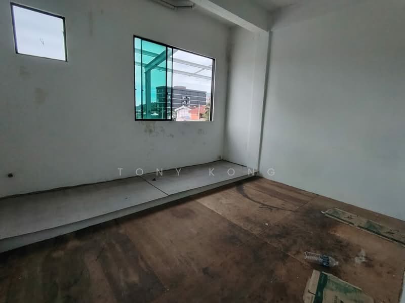 Warehouse for Rent in Kota Kinabalu (Sabah) - Tony Kong - Interior - PropertyGuru.com.my
