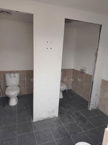 Warehouse for Rent in Kota Kinabalu (Sabah) - Tony Kong - Bathroom - PropertyGuru.com.my