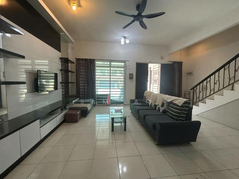 Rumah Teres 2 Tingkat untuk Dijual di Bandar Cyber Ipoh (Bandar Siber) (Ipoh) - Sam Lam - Living Room - PropertyGuru.com.my