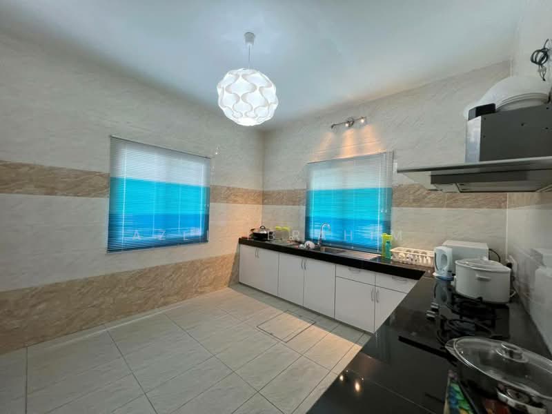 Rumah Berkembar untuk Dijual di Bandar Tasik Kesuma (Beranang) - Azli Ibrahim - Kitchen - PropertyGuru.com.my