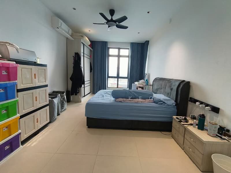 Apartment for Sale at D'Secret Garden (Pangsapuri Kempas Indah) - Vivien Keck - Bedroom - PropertyGuru.com.my