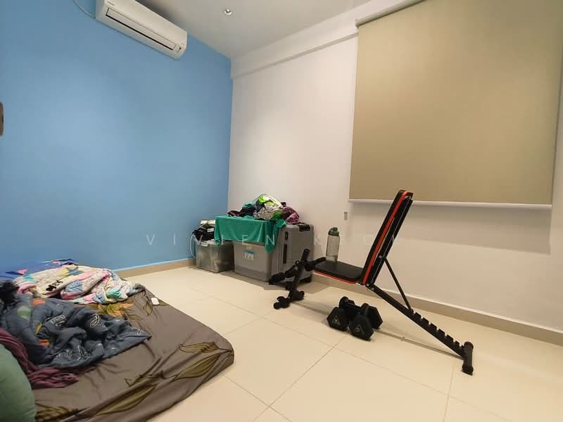 Apartment for Sale at D'Secret Garden (Pangsapuri Kempas Indah) - Vivien Keck - Bedroom - PropertyGuru.com.my