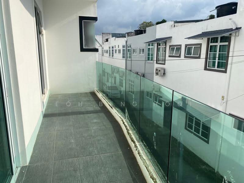 2-storey Terraced House for Sale in Ipoh (Perak) - Oscar Teoh - Balcony - PropertyGuru.com.my