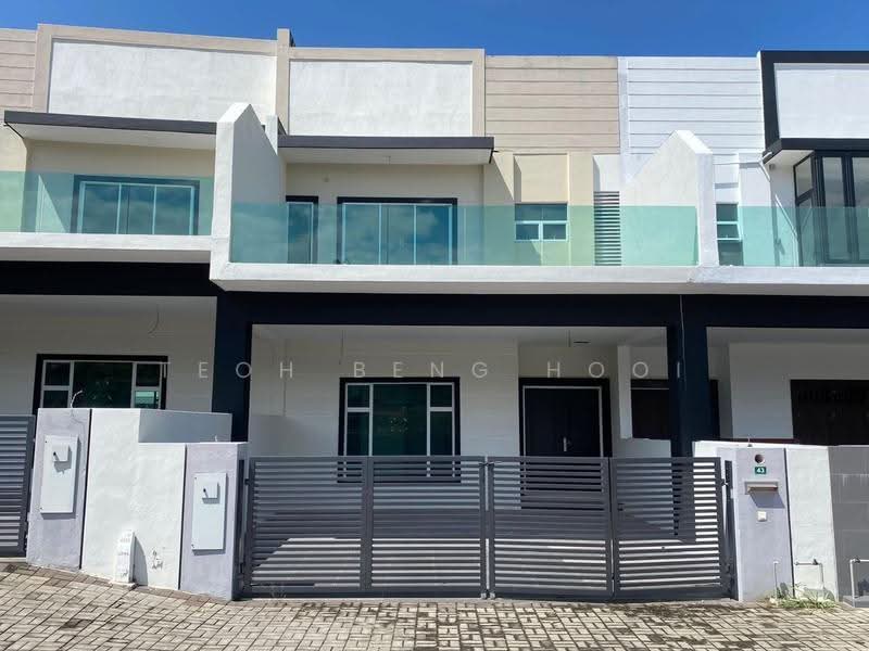 2-storey Terraced House for Sale in Ipoh (Perak) - Oscar Teoh - Exterior - PropertyGuru.com.my