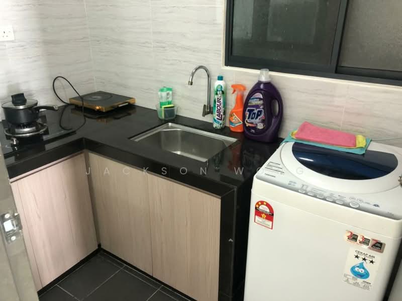 Kondominium untuk Dijual di The Henge - Jackson Wong - Kitchen - PropertyGuru.com.my