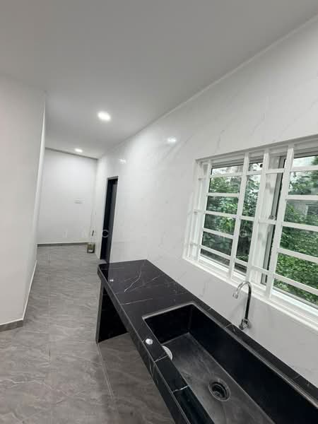 Rumah Teres 2 Tingkat untuk Dijual di Taman Garing Utama (Rawang) - Jack Cheng - Kitchen - PropertyGuru.com.my