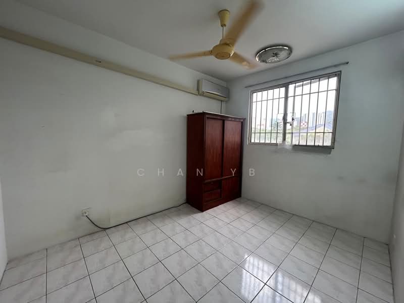 Apartment for Rent at Pearl Garden - Chan YB - Bedroom - PropertyGuru.com.my