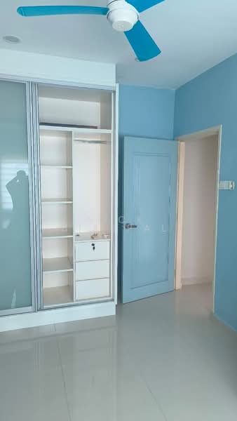 Semi-Detached House for Rent in Taman Persiaran Desa (Seputeh) - Nick Biaspal - Bedroom 2 - PropertyGuru.com.my