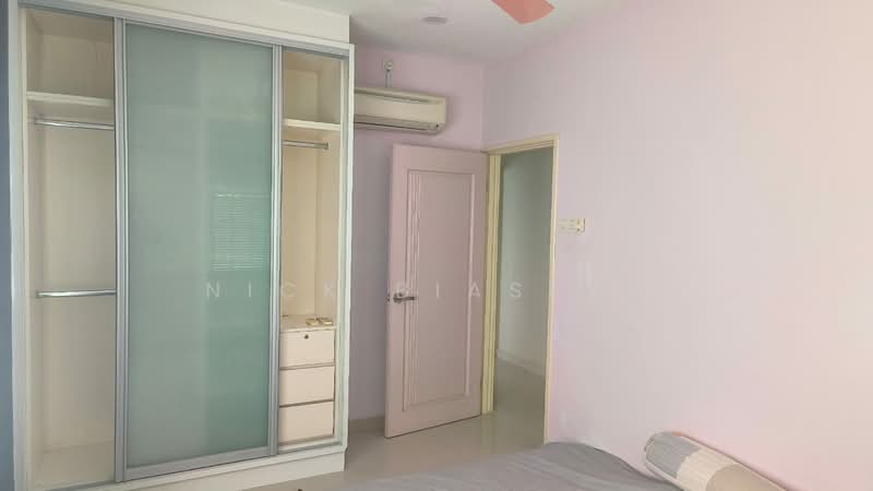 Semi-Detached House for Rent in Taman Persiaran Desa (Seputeh) - Nick Biaspal - Bedroom 3 - PropertyGuru.com.my