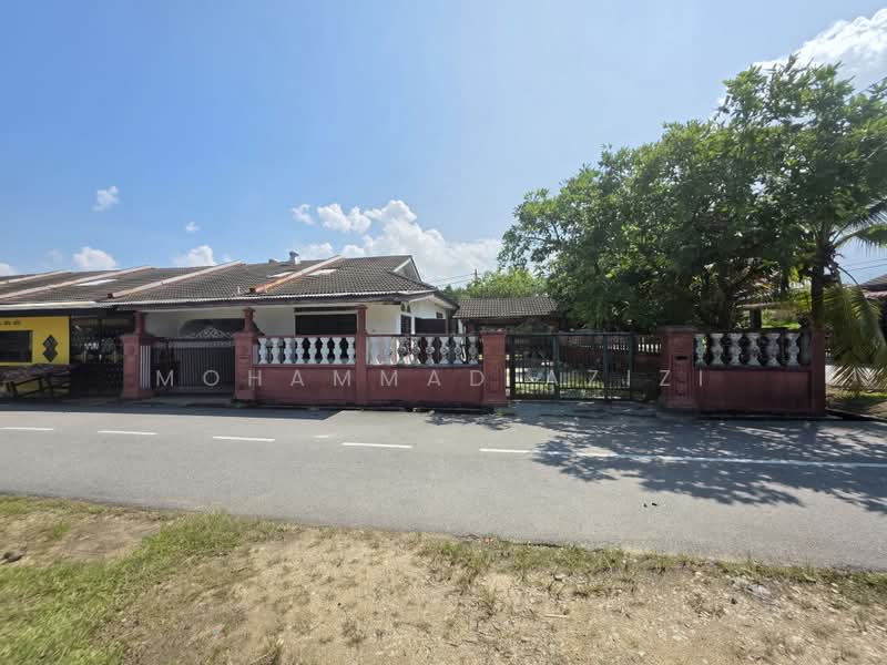 1-storey Terraced House for Sale in Binjai (Terengganu) - Mohammad Azizi - PropertyGuru.com.my