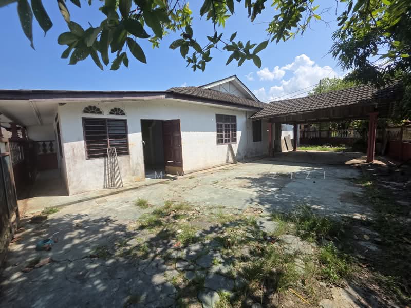 1-storey Terraced House for Sale in Binjai (Terengganu) - Mohammad Azizi - PropertyGuru.com.my