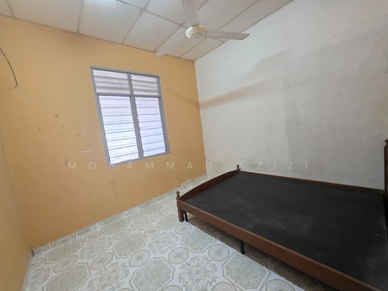 1-storey Terraced House for Sale in Binjai (Terengganu) - Mohammad Azizi - PropertyGuru.com.my