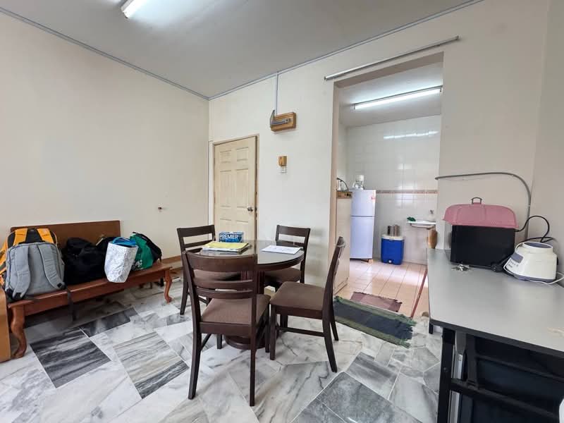 Apartment for Sale at Pangsapuri Cendana - Azmi . - Dining Room - PropertyGuru.com.my