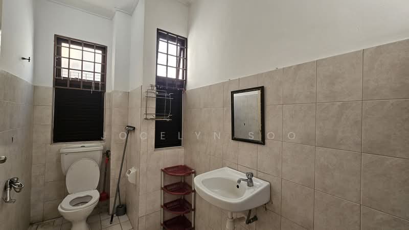 2-storey Terraced House for Sale in Alam Damai (Cheras) - Jocelyn Soo - Bathroom - PropertyGuru.com.my