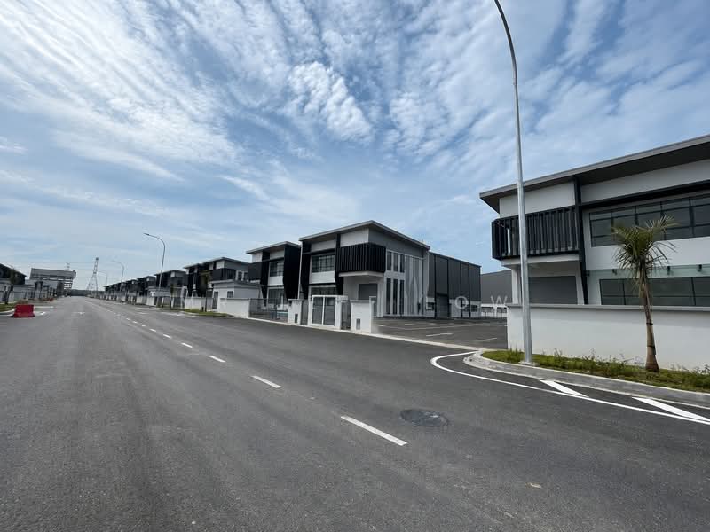 Semi-D Factory for Rent in NCT Smart Industrial Park (Sepang) - Mr Jeff Low - Exterior - PropertyGuru.com.my