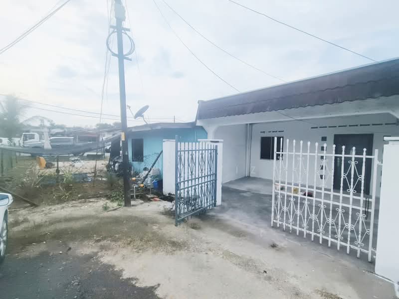 1-storey Terraced House for Sale in Taman Sri Skudai (Skudai) - Ida Aziz - Exterior - PropertyGuru.com.my