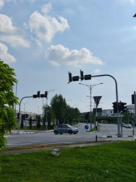 Shop for Sale in Semenyih (Selangor) - Shawn Paw - Exterior - PropertyGuru.com.my