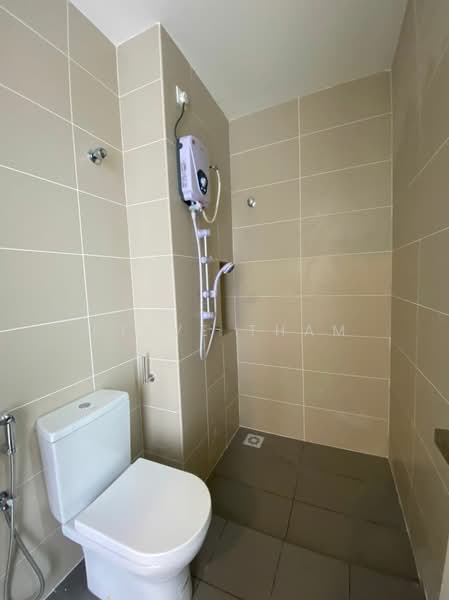 Townhouse for Rent in 16 Sierra (Puchong) - Steve Tham - Bathroom - PropertyGuru.com.my