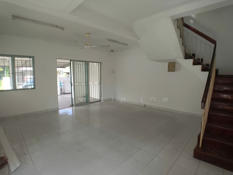 Rumah Teres 2 Tingkat untuk Disewa di Pandan Perdana (Ampang) - Kenneth Low - Living Room - PropertyGuru.com.my