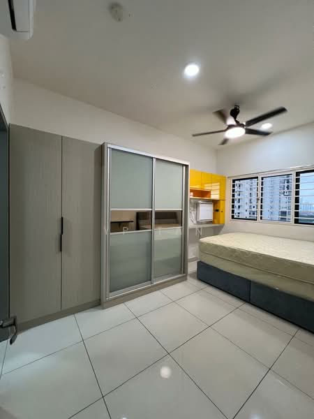 Kediaman Servis untuk Dijual di Traders Garden @ Cheras Selatan - YP Tan - Bedroom - PropertyGuru.com.my
