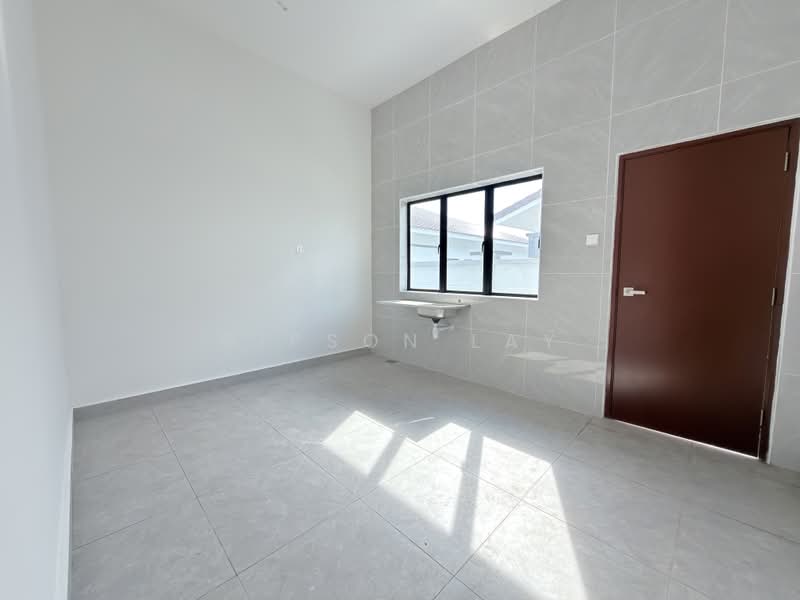 Bungalow House untuk Dijual di Taman Sri Tengah (Kluang) - Gipson Lay - PropertyGuru.com.my