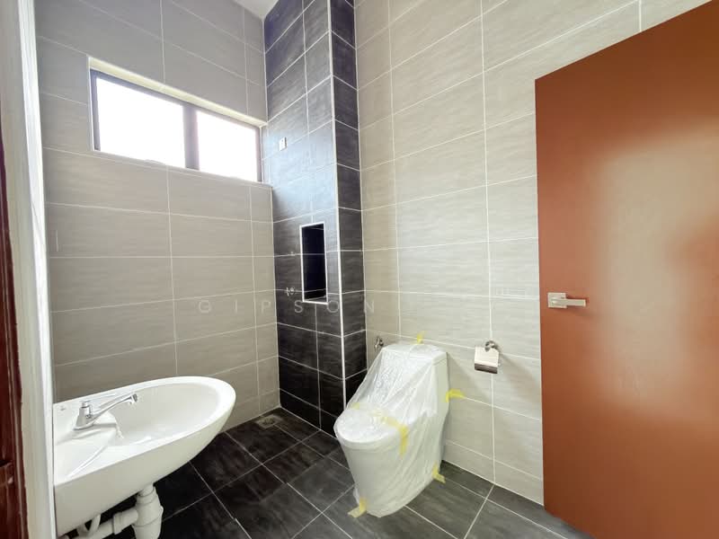 Bungalow House untuk Dijual di Taman Sri Tengah (Kluang) - Gipson Lay - PropertyGuru.com.my