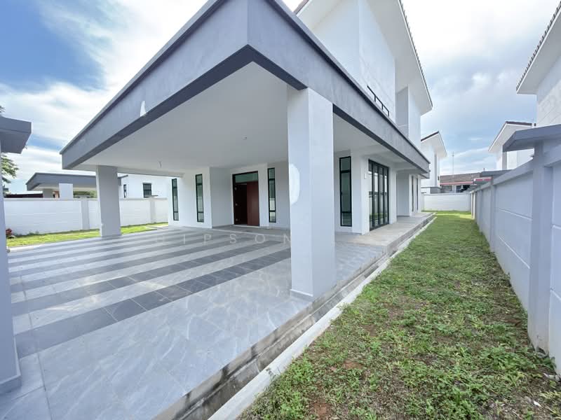 Bungalow House untuk Dijual di Taman Sri Tengah (Kluang) - Gipson Lay - PropertyGuru.com.my